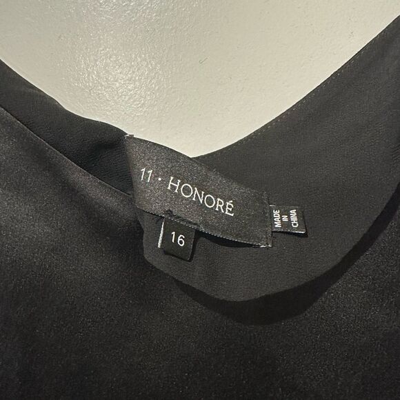 11 Honoré Black Tank Top - Picture 2 of 2